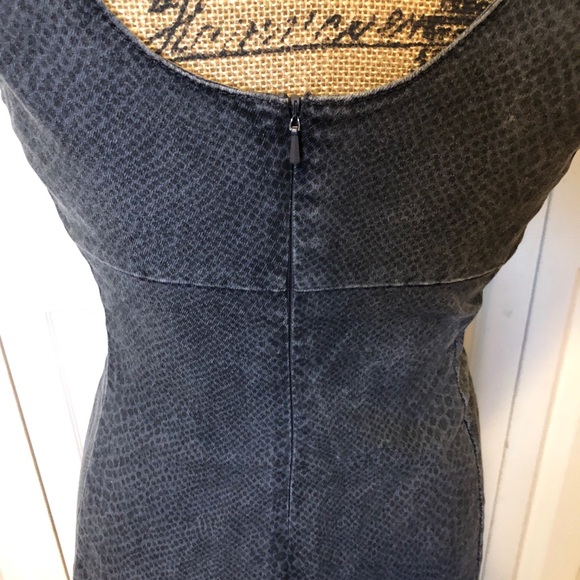 GAP 1969 gray sleeveless dress w/snakeskin print - Picture 6 of 9